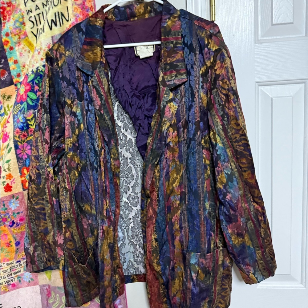 Colorful Women's Blazer with Abstract Design​